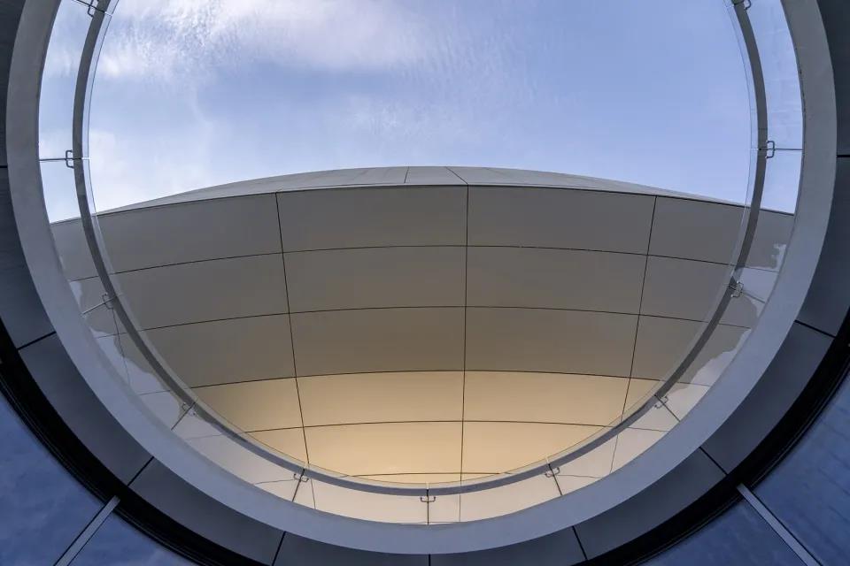 寧波市奉化區(qū)未來城科普中心項(xiàng)目(UHPC)幕墻